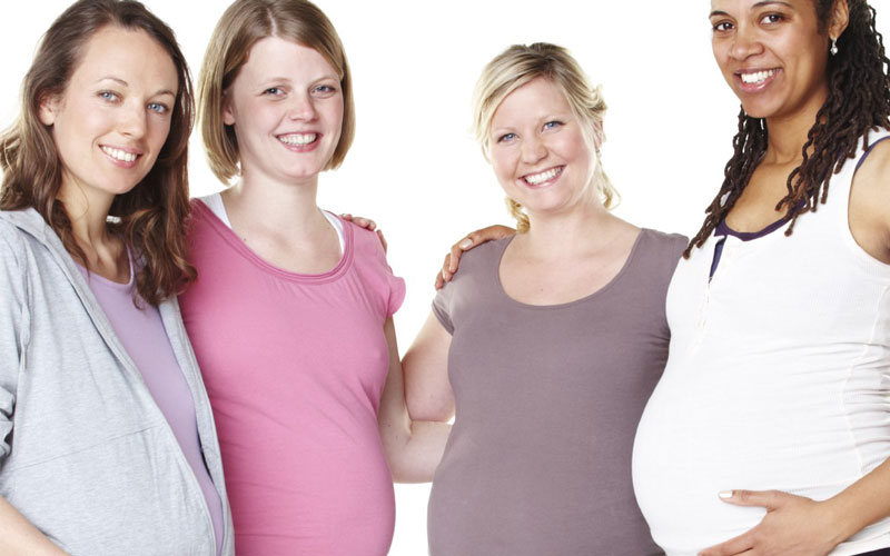 خنده در دوران بارداری