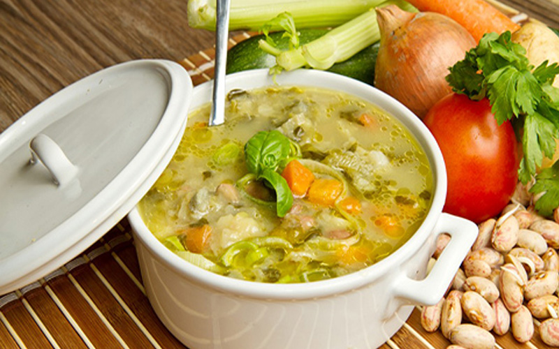 سوپ سبزیجات در وعده شام